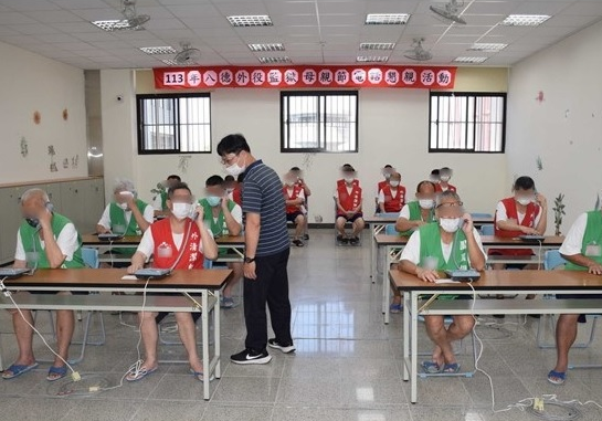113年母親節電話懇親活動
