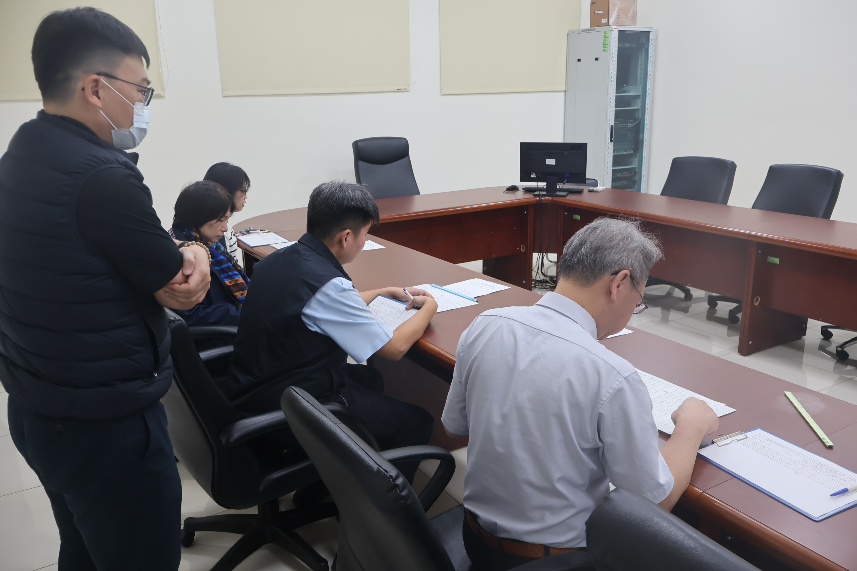 A Scene of the Activity (2)